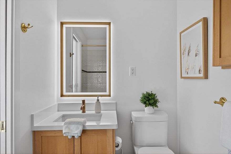 315 2020 E Kent Avenue South