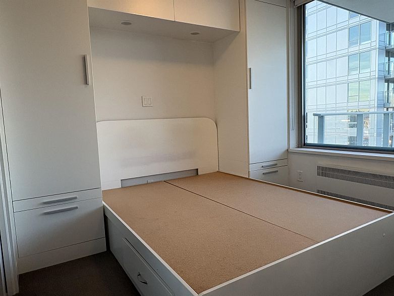 2005 8131 Nunavut Lane