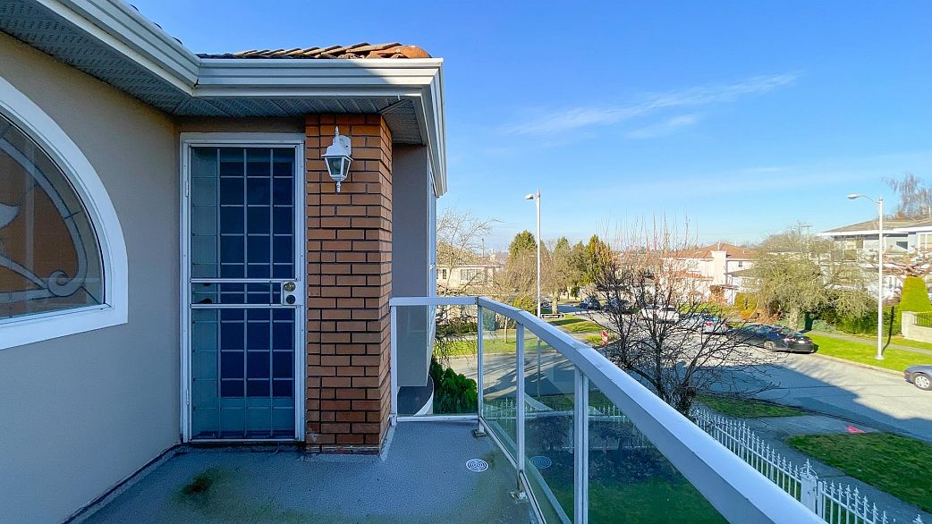 2056 Scarboro Avenue