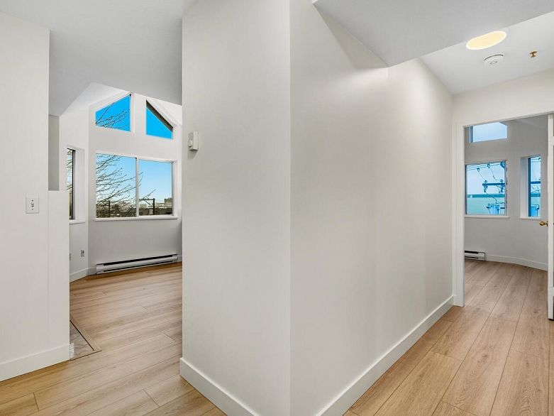 401 1723 Frances Street