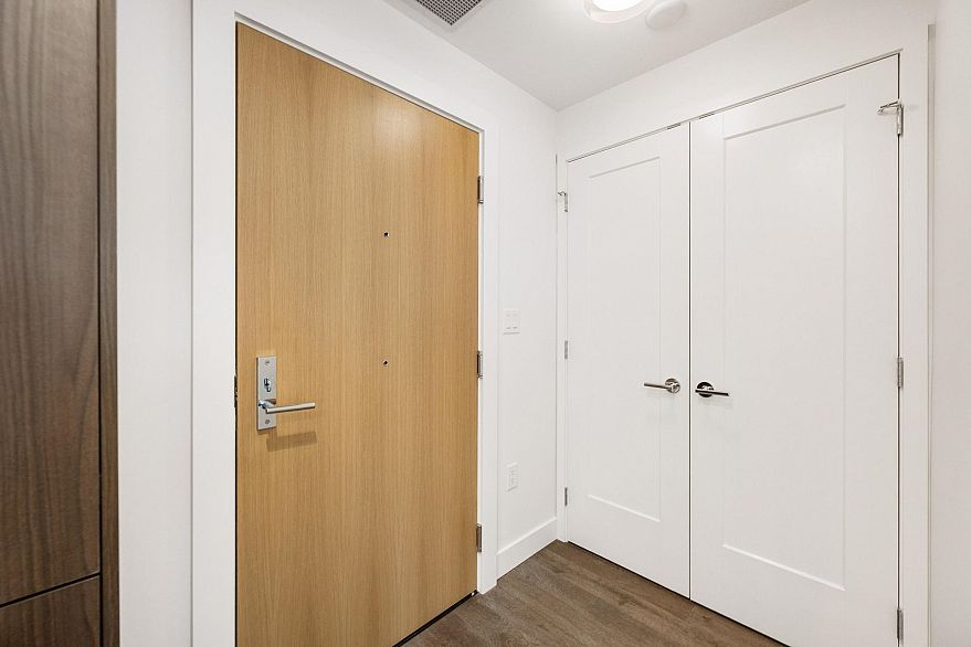 307 2888 Arbutus Street