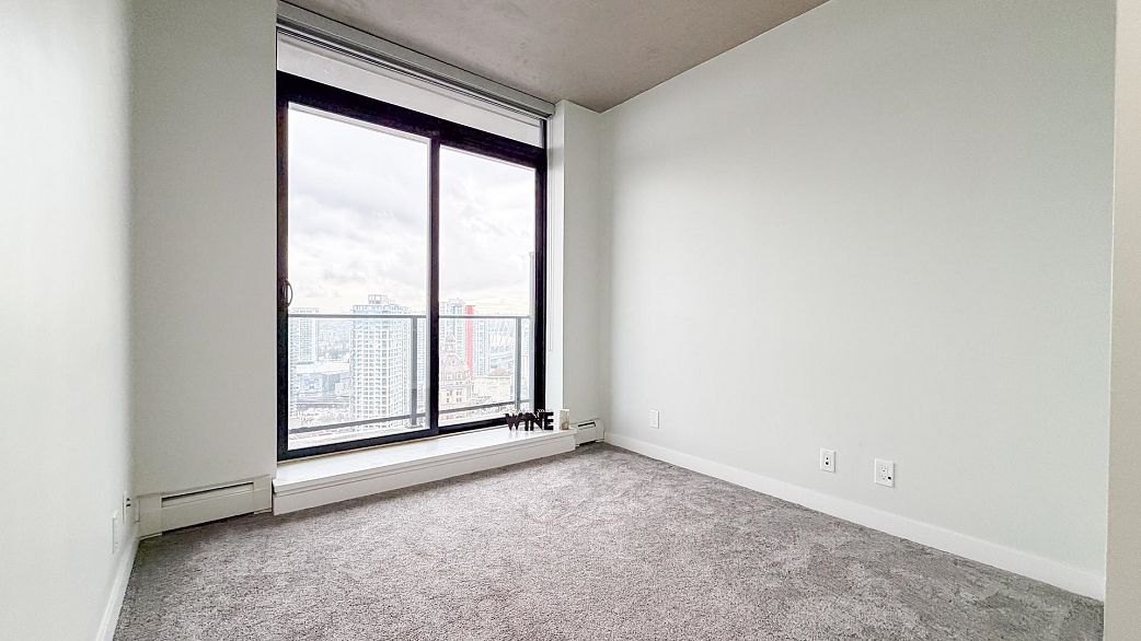 PH4 108 Cordova Street