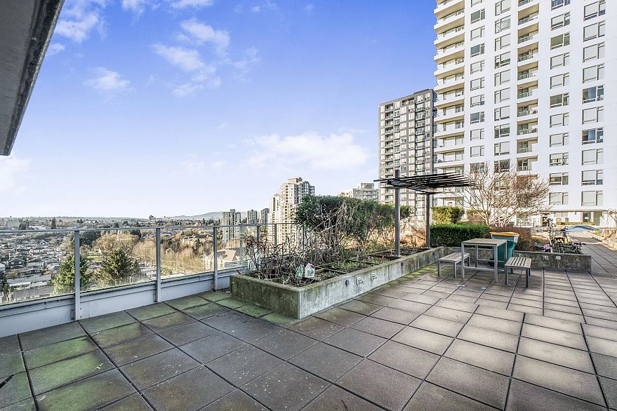 507 5665 Boundary Road