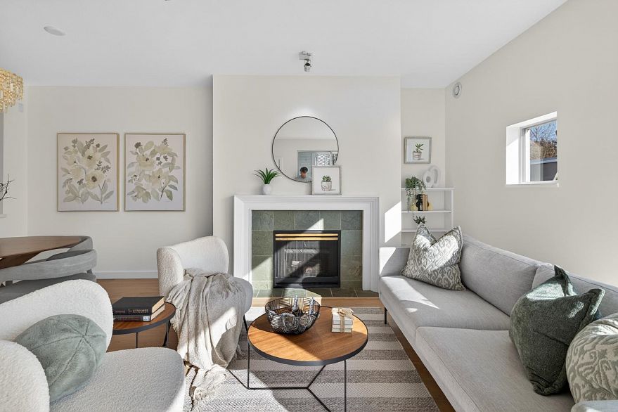 315 2020 E Kent Avenue South