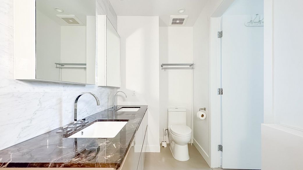 308 6733 Cambie Street