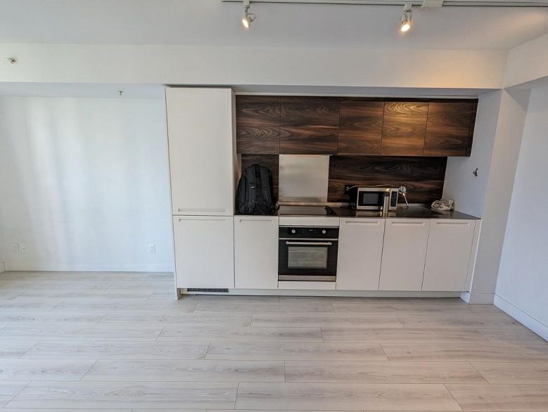 1003 1133 Hornby Street