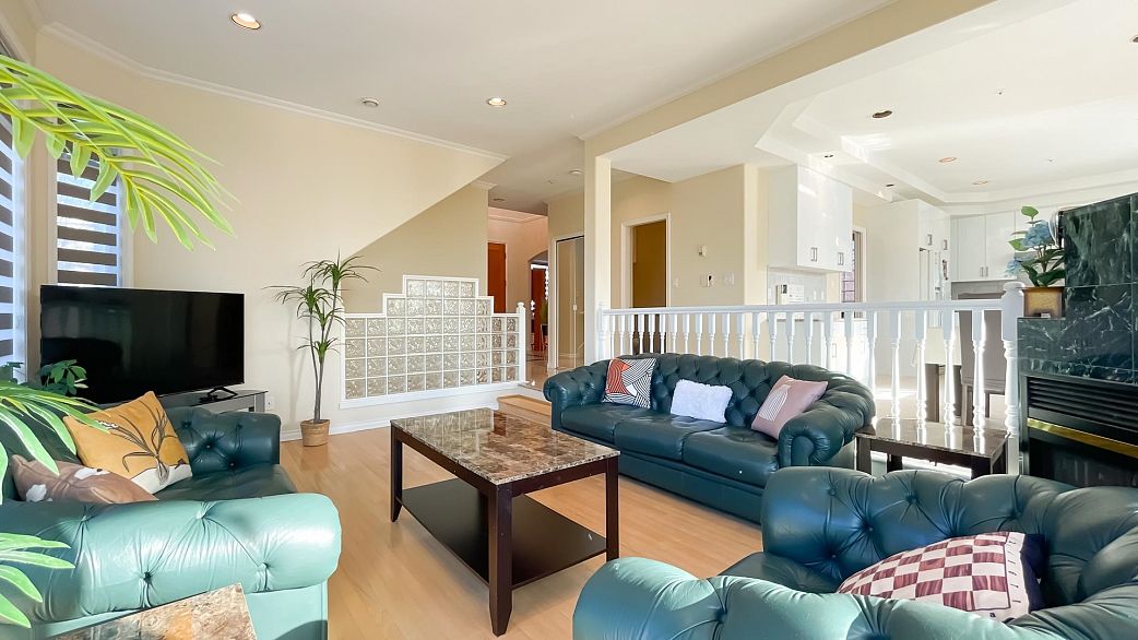 2056 Scarboro Avenue