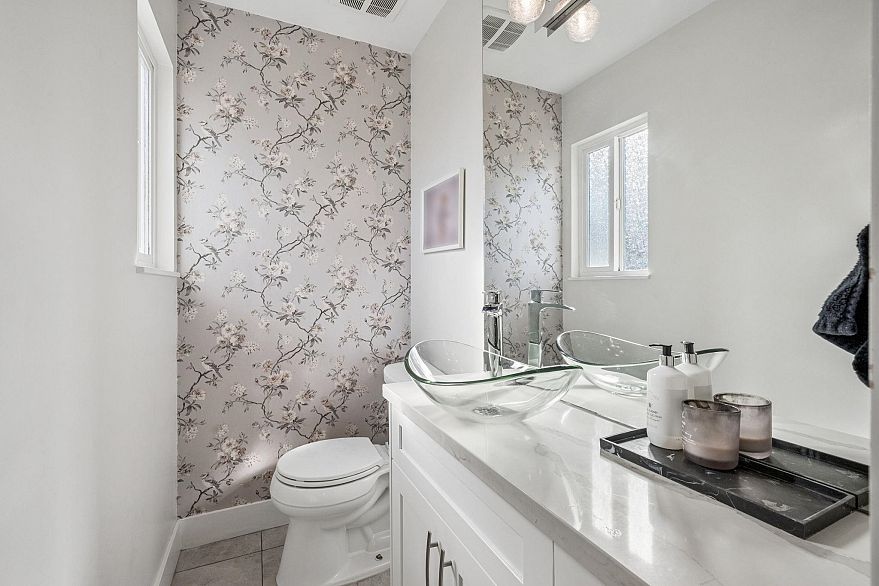 3616 E Georgia Street