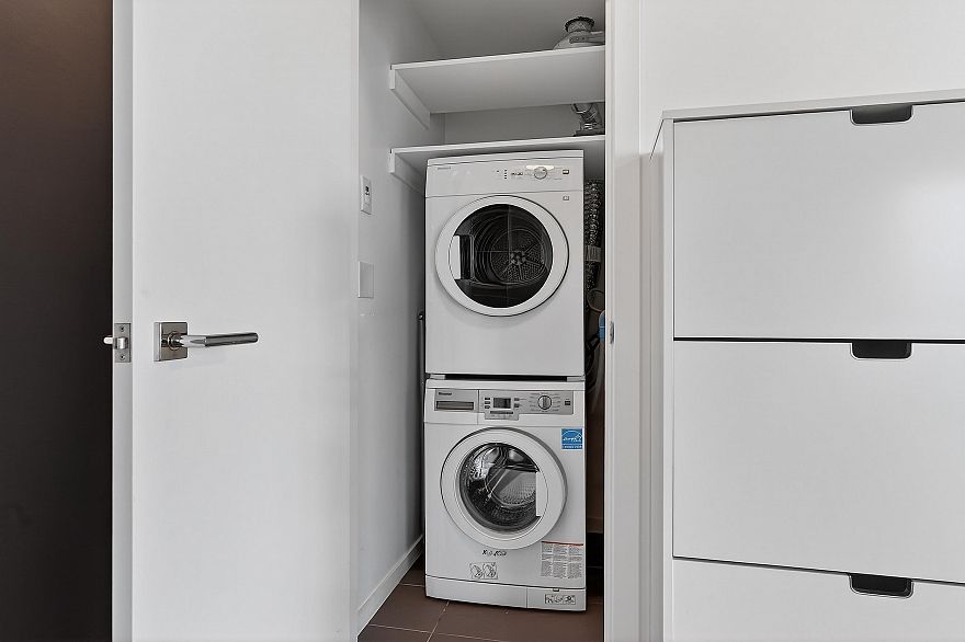 512 133 E 8th Avenue