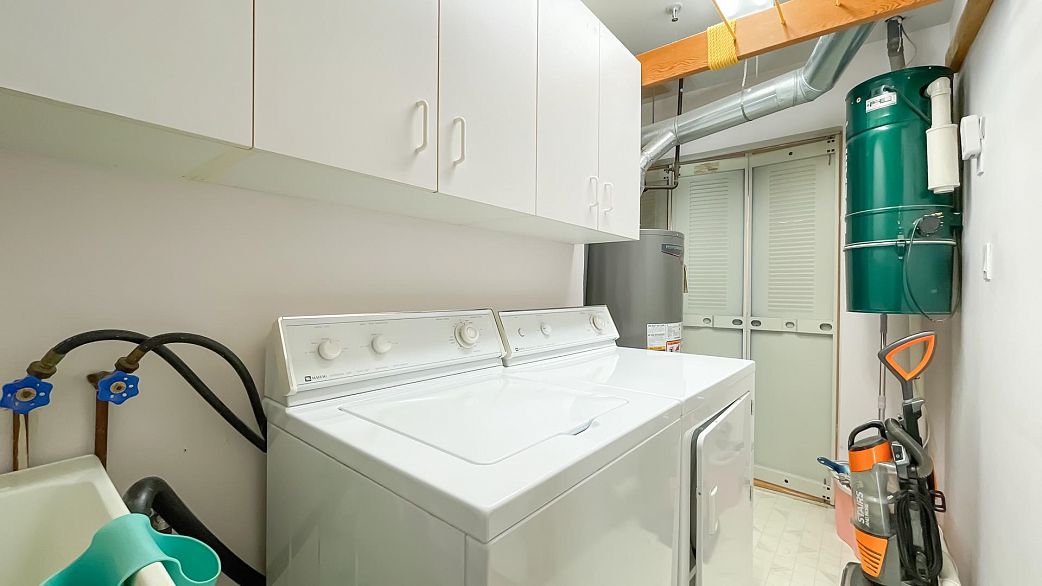 2056 Scarboro Avenue