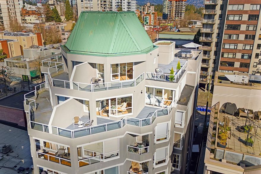 702 1771 Nelson Street