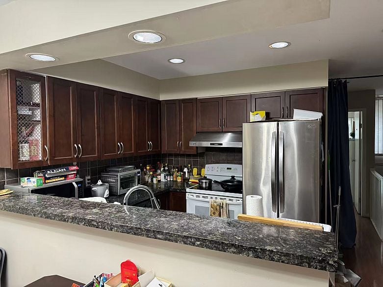 8410 Keystone Street