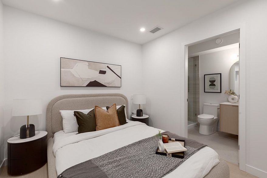 101 2329 E 34th Street