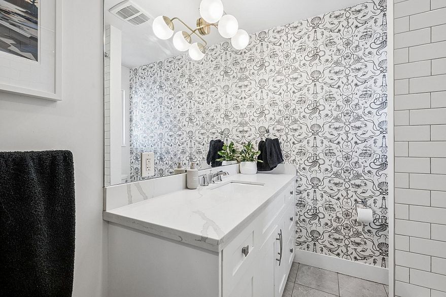 3616 E Georgia Street