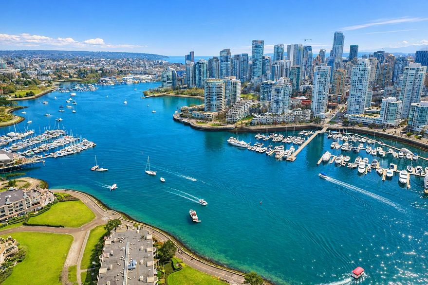 PH1606 288 W 1st Avenue