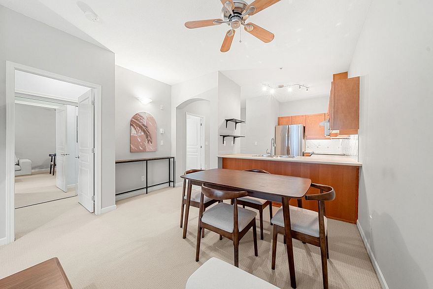 405 5605 Hampton Place