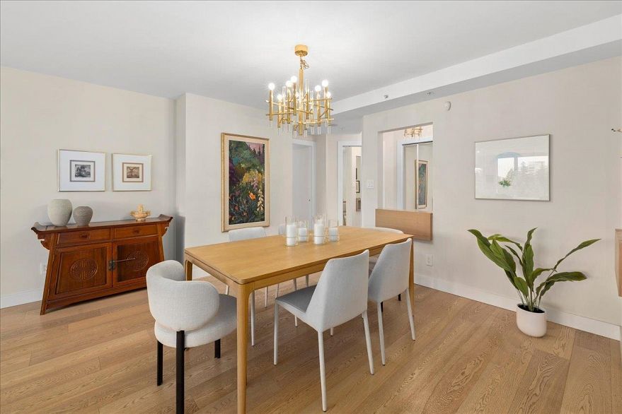 1101 5615 Hampton Place