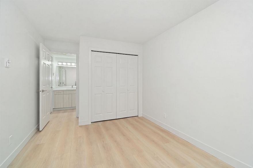 307 2928 Commercial Drive