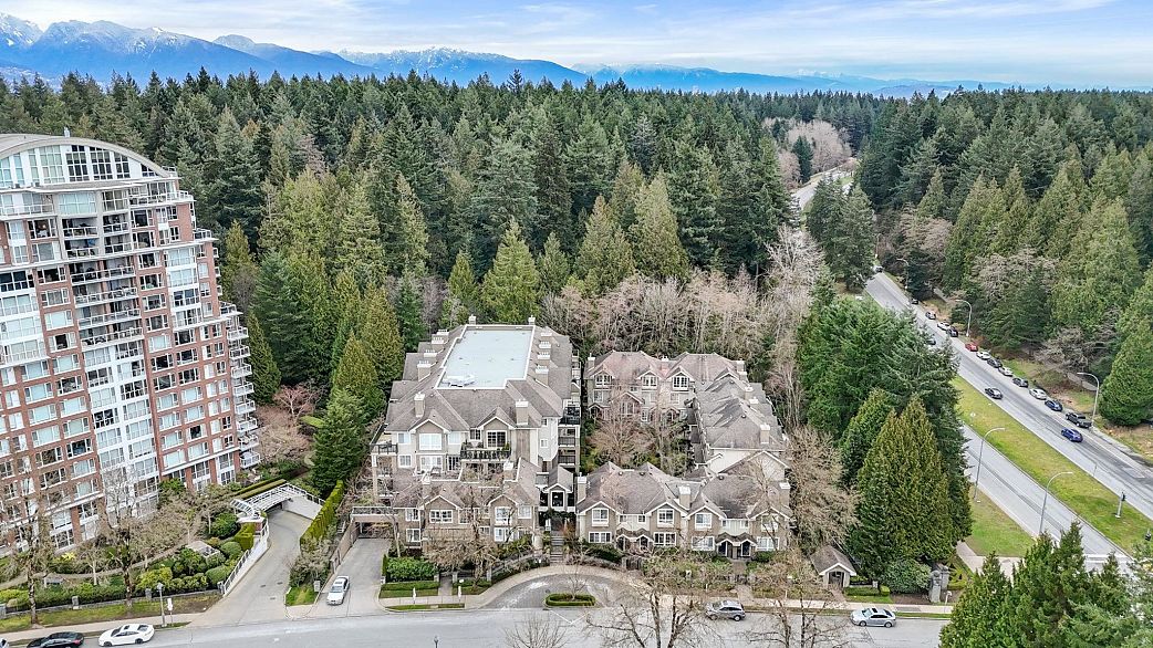 405 5605 Hampton Place