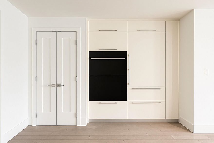 306 6168 East Boulevard