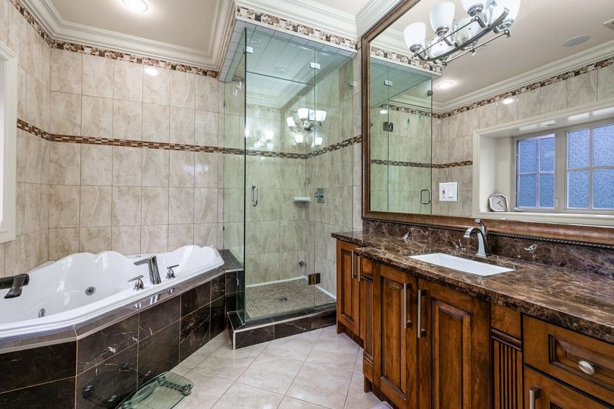 7130 Granville Street