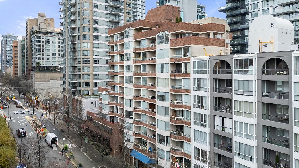 307 1330 Hornby Street