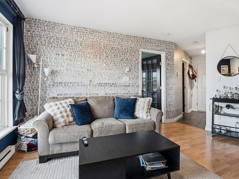 404 1688 E 8th Avenue