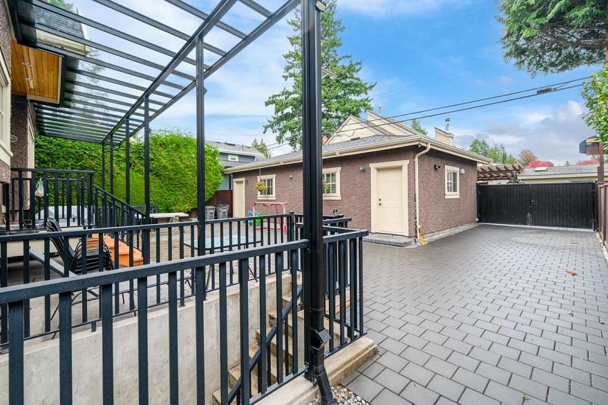 7130 Granville Street