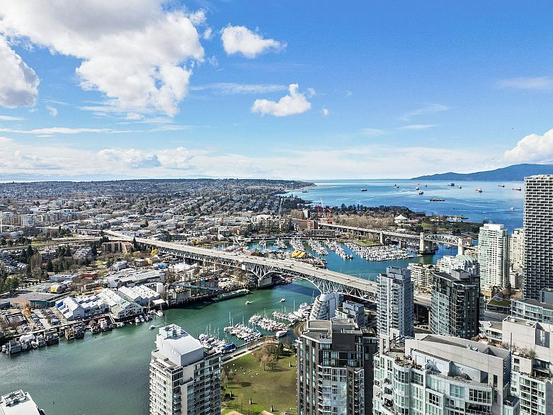 1002 1323 Homer Street