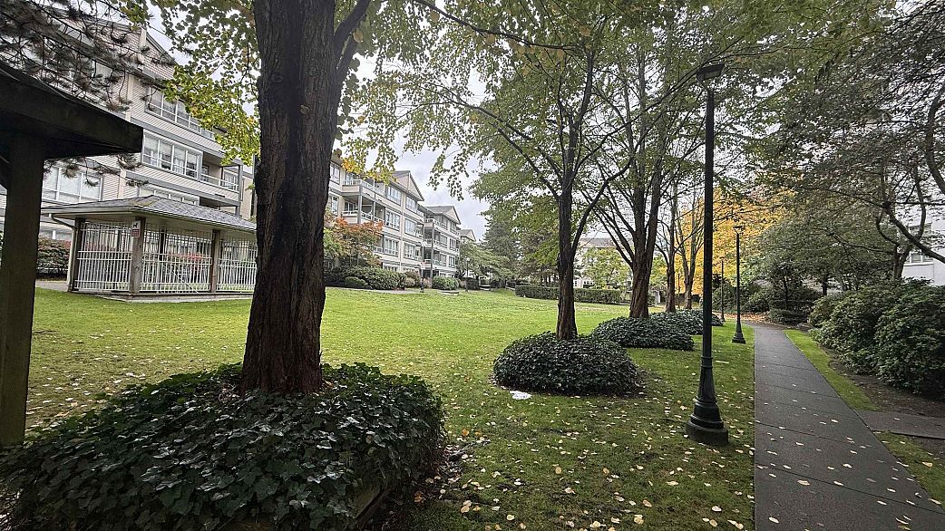 106 3455 Ascot Place