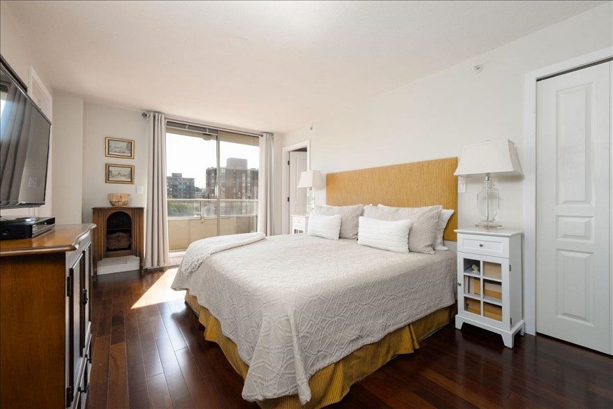 802 1405 W 12th Avenue