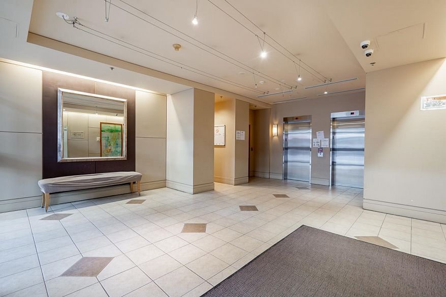 906 3438 Vanness Avenue