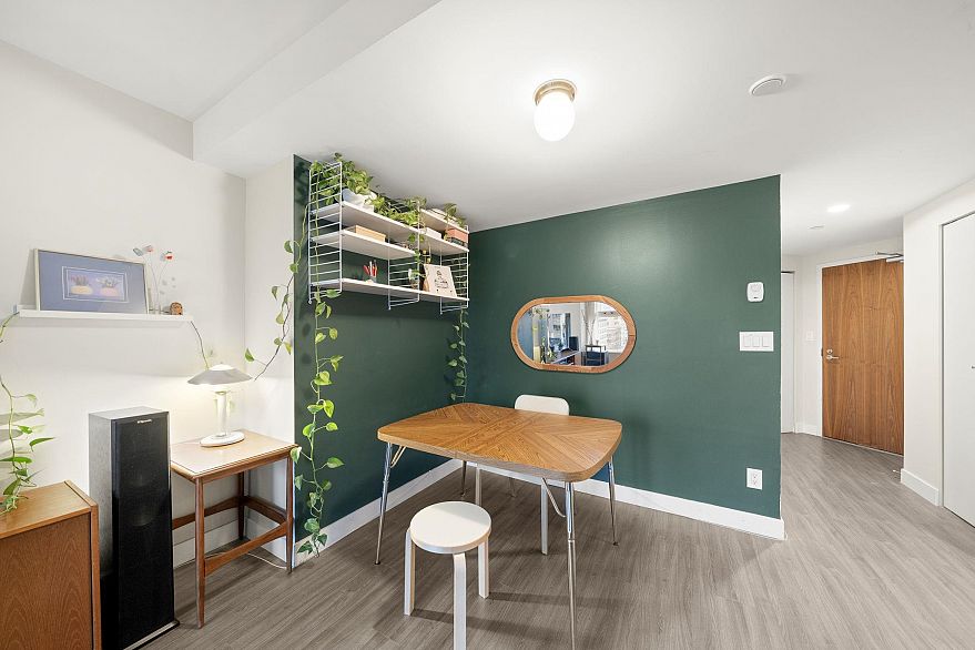 1002 1323 Homer Street