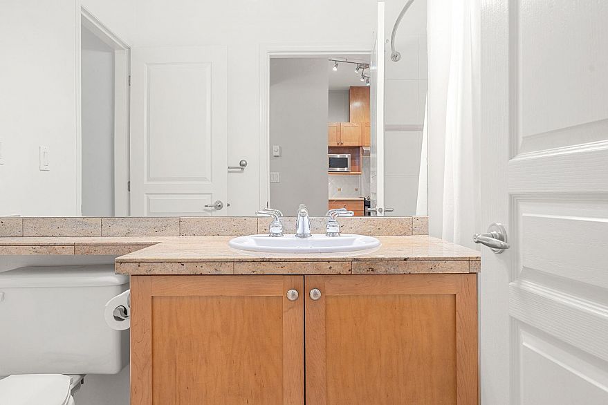 405 5605 Hampton Place