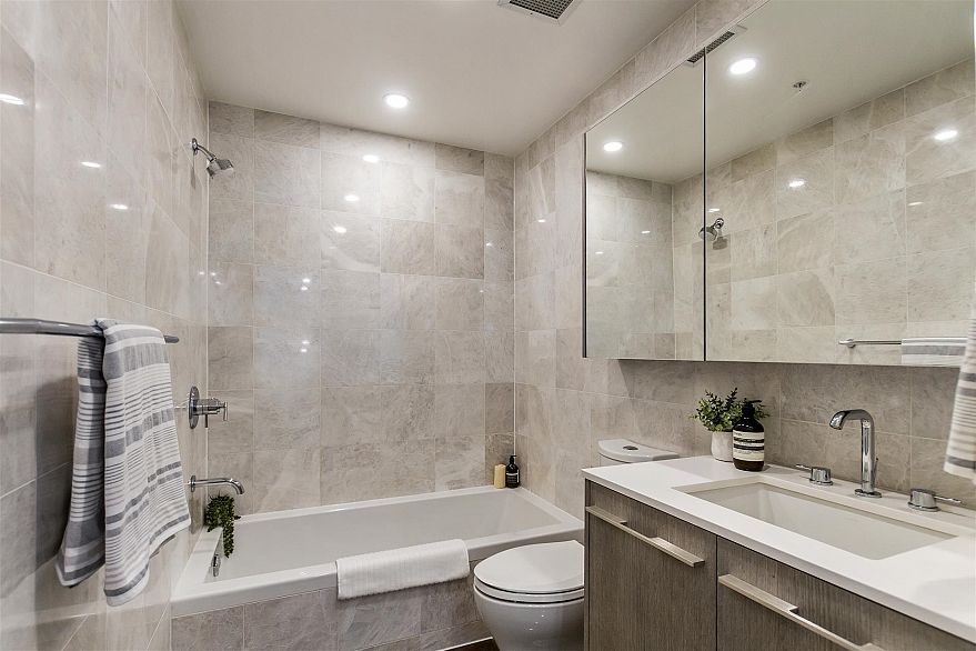 302 4908 Cambie Street