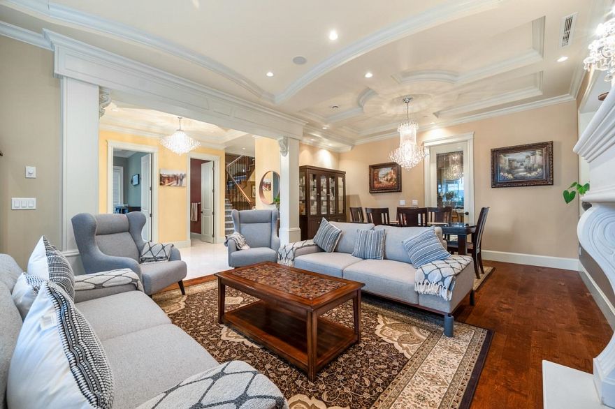 7130 Granville Street