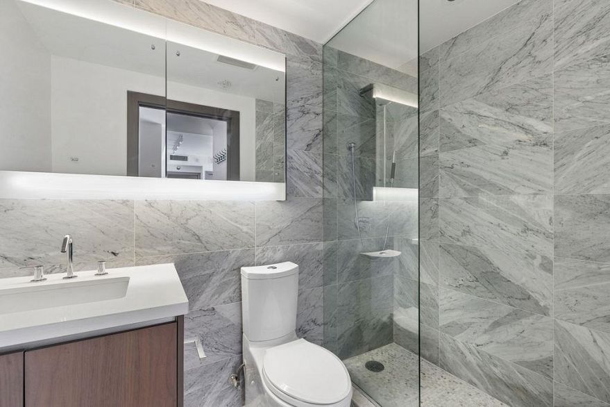 1751 38 Smithe Street