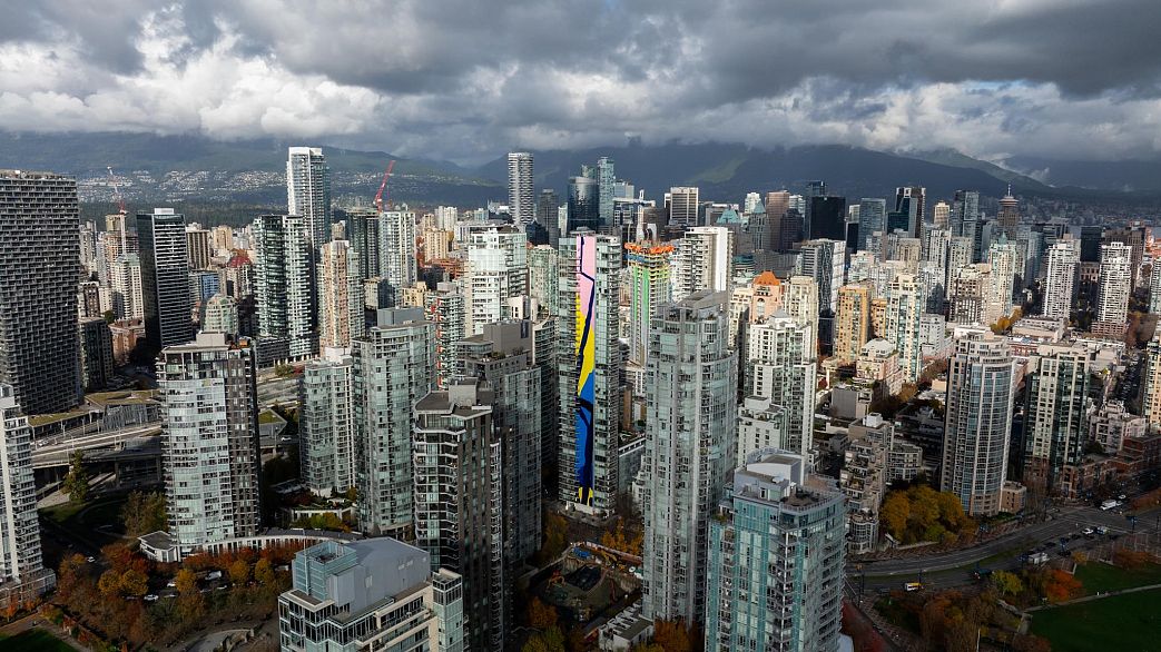 2502 499 Pacific Street