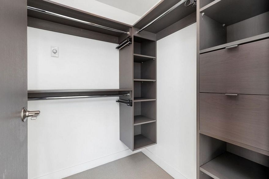 1751 38 Smithe Street