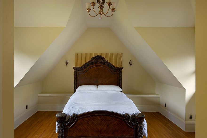 1 3838 Cypress Street