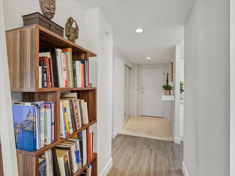 205 2438 Heather Street