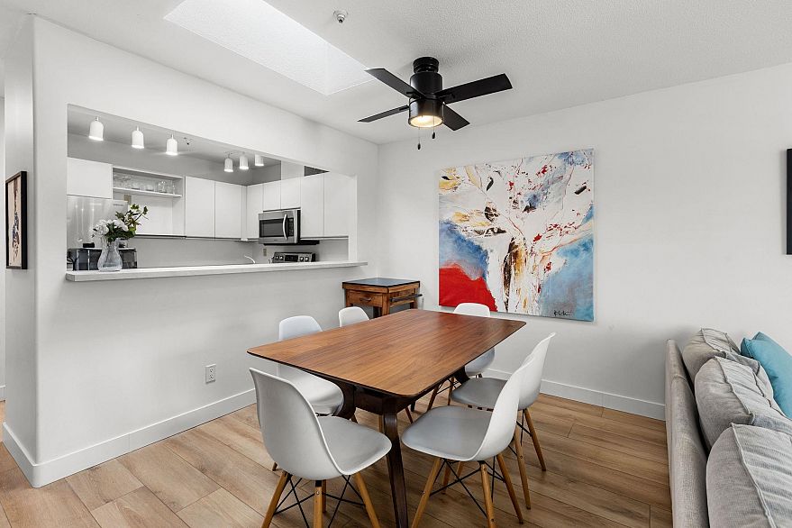 407 1950 E 11th Avenue