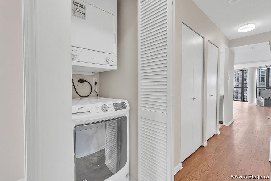 905 238 Alvin Narod Mews