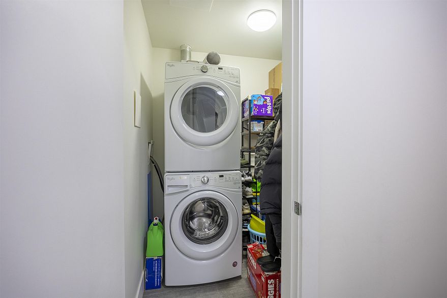 305 8580 River District Crossing