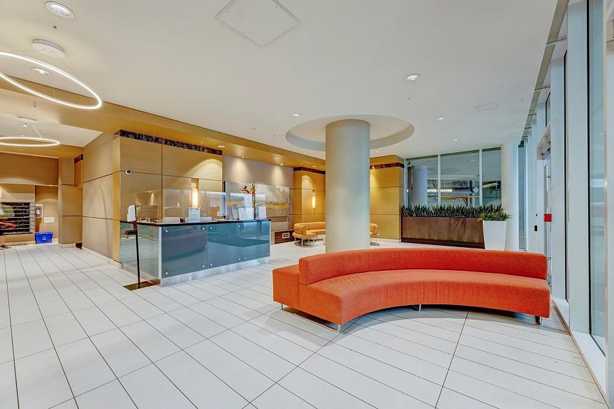 1901 565 Smithe Street