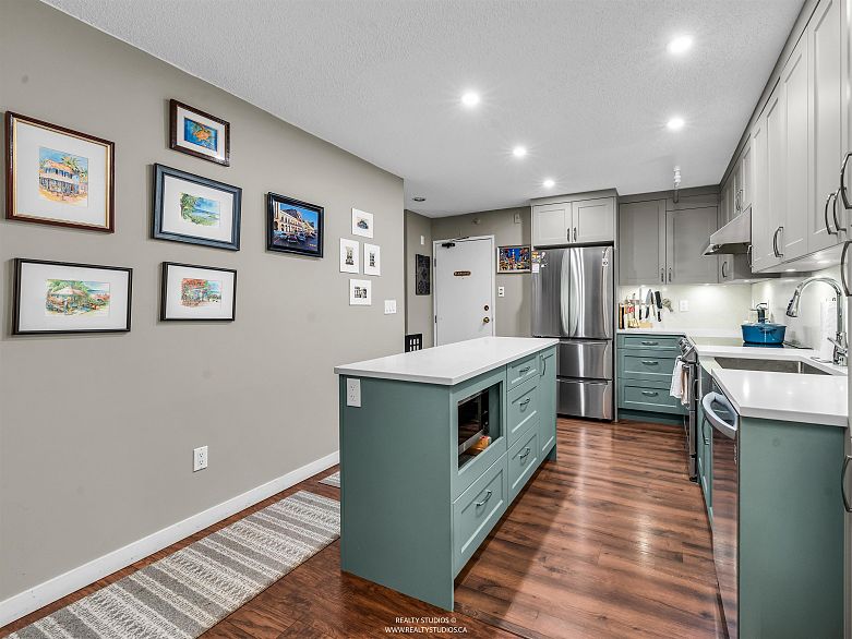 319 1500 Pendrell Street