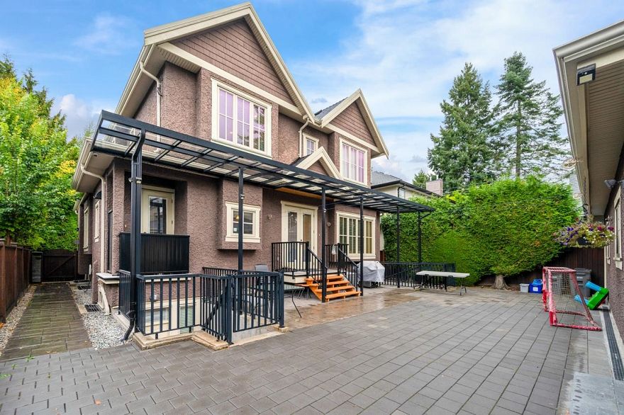 7130 Granville Street