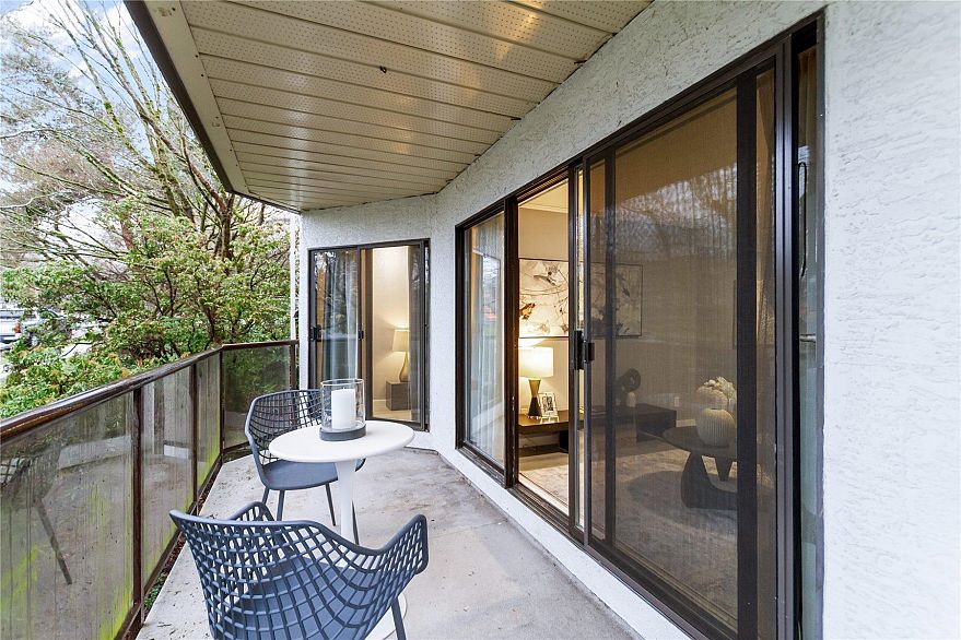 201 2222 Prince Edward Street