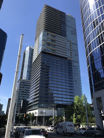 2706 1011 W Cordova Street