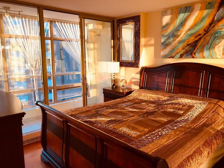 1403 1288 Alberni Street